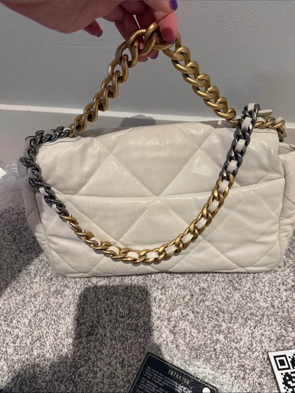 Chanel 19 Medium White Lambskin Flap Bag | Black Card Included